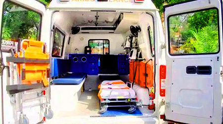 Ambulance With Ventilator